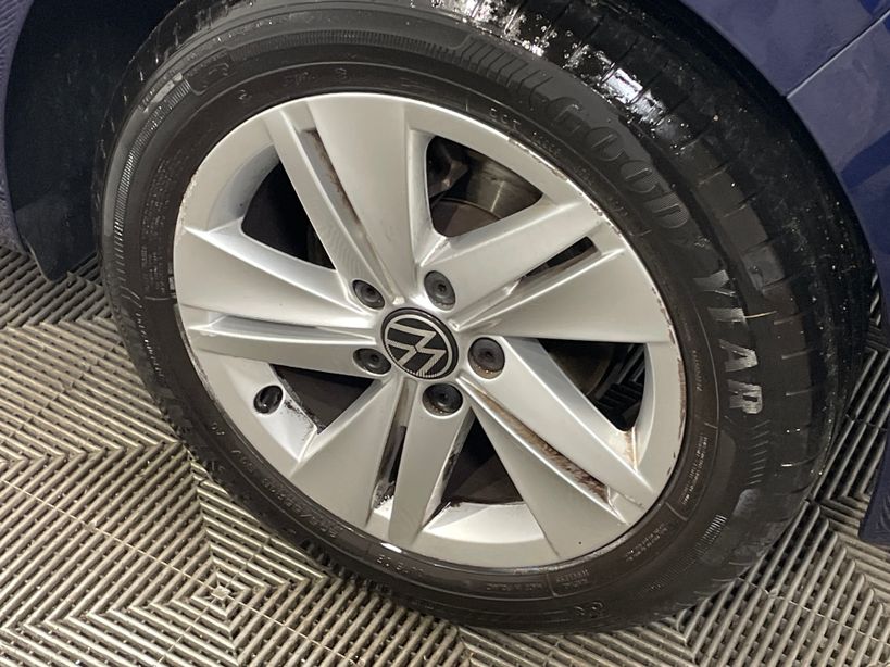 VOLKSWAGEN GOLF 2023 - Photo n°11