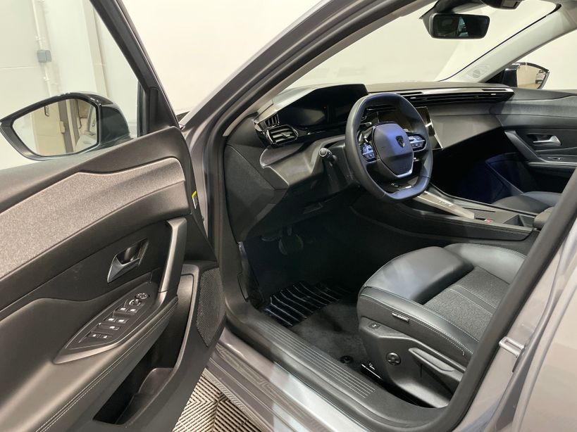 PEUGEOT 308 2023 - Photo n°11