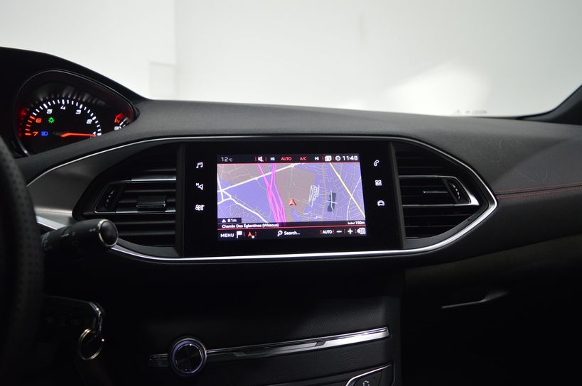 PEUGEOT 308 2019 - Photo n°14