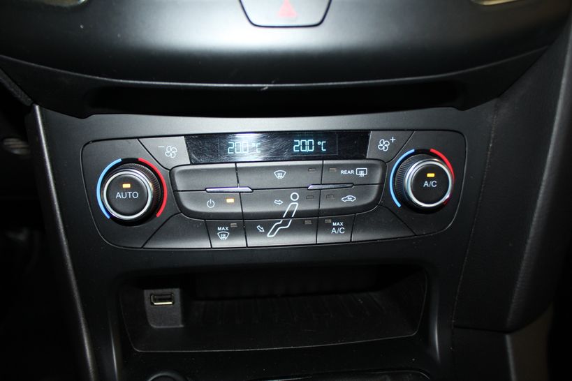 FORD FOCUS SW 2016 - Photo n°13