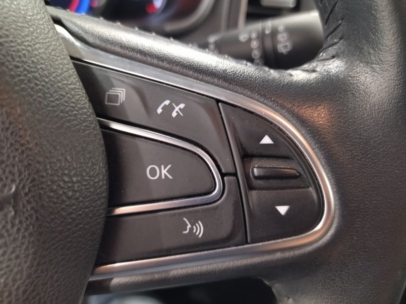RENAULT MEGANE IV BERLINE BUSINESS 2019 - Photo n°15