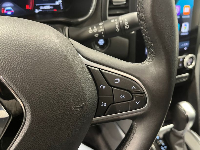 RENAULT MEGANE IV ESTATE 2023 - Photo n°13