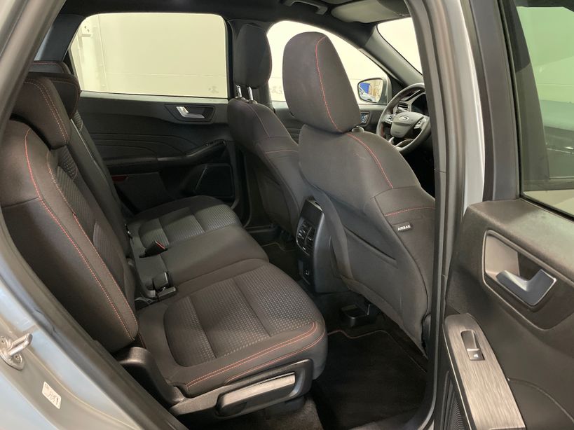 FORD KUGA 2022 - Photo n°8