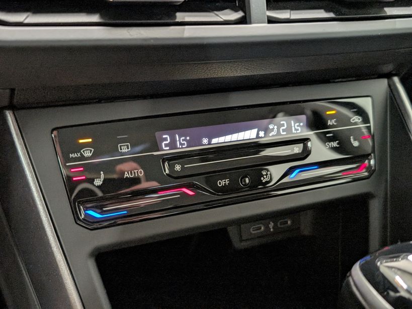 VOLKSWAGEN POLO 2023 - Photo n°16