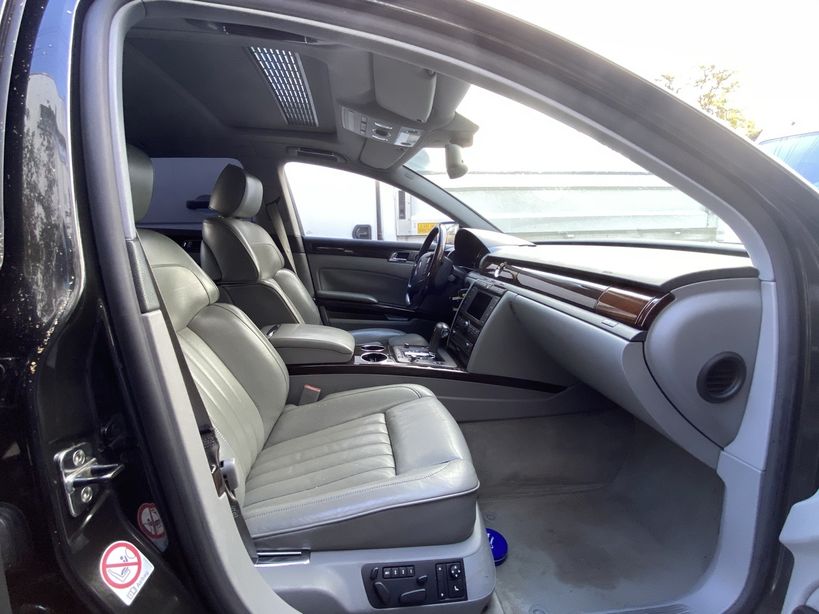VOLKSWAGEN PHAETON 2004 - Photo n°8