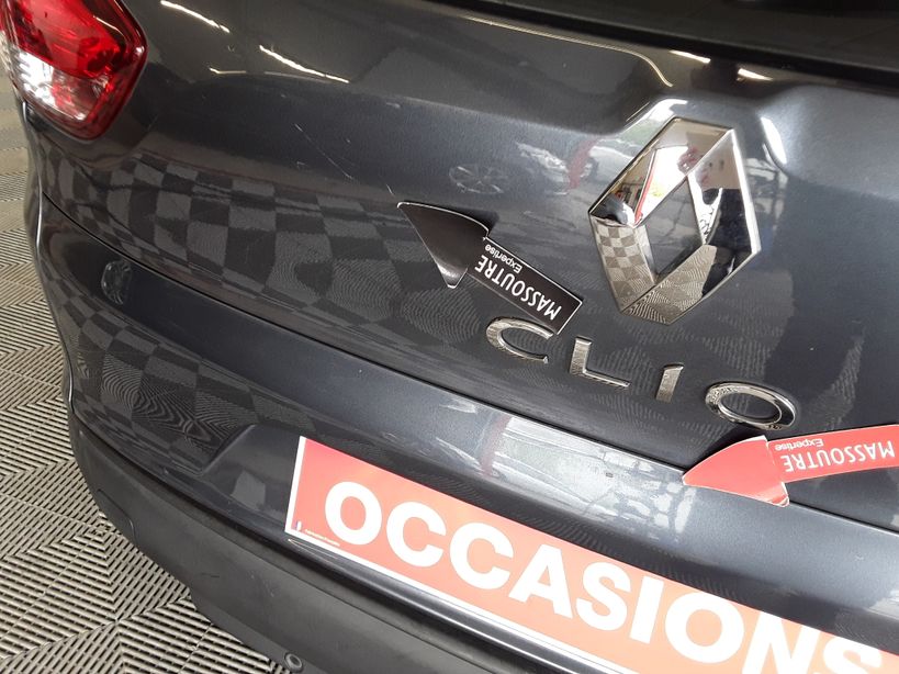 RENAULT CLIO IV ESTATE 2017 - Photo n°3