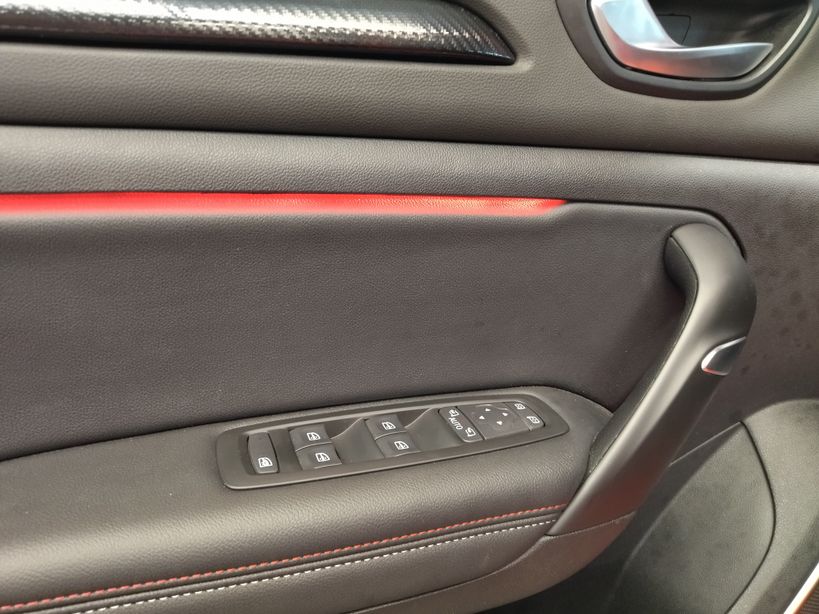 RENAULT MEGANE IV BERLINE 2021 - Photo n°25