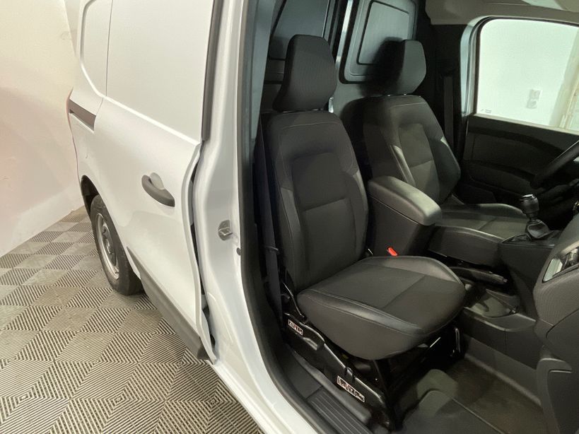 RENAULT KANGOO VAN 2023 - Photo n°10
