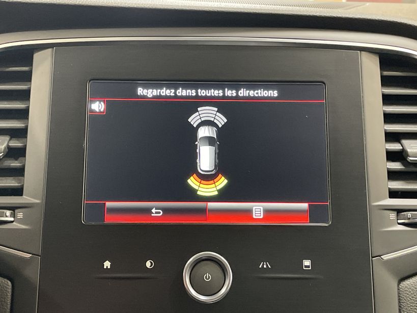 RENAULT MEGANE IV BERLINE BUSINESS 2019 - Photo n°13
