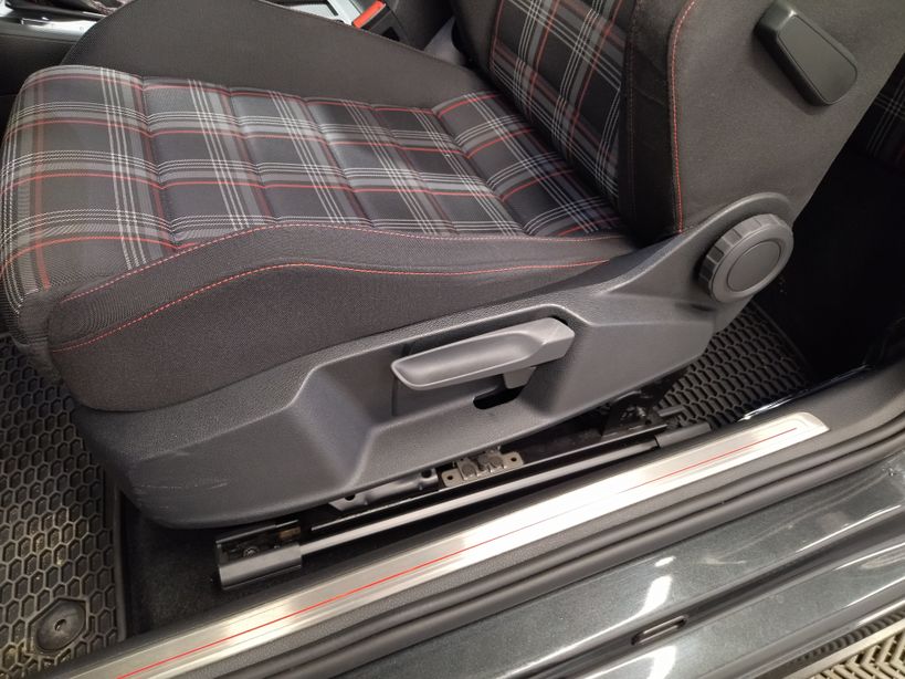 VOLKSWAGEN GOLF 2016 - Photo n°22