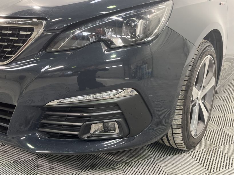 PEUGEOT 308 2018 - Photo n°8