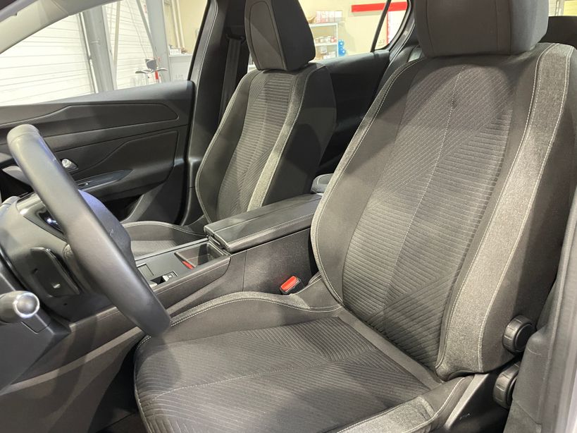 PEUGEOT 308 2022 - Photo n°11