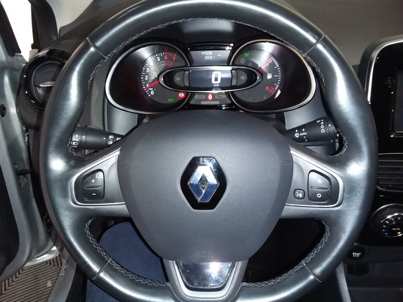 RENAULT CLIO IV 2018 - Photo n°12