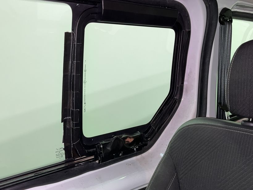 RENAULT TRAFIC COMBI 2016 - Photo n°5