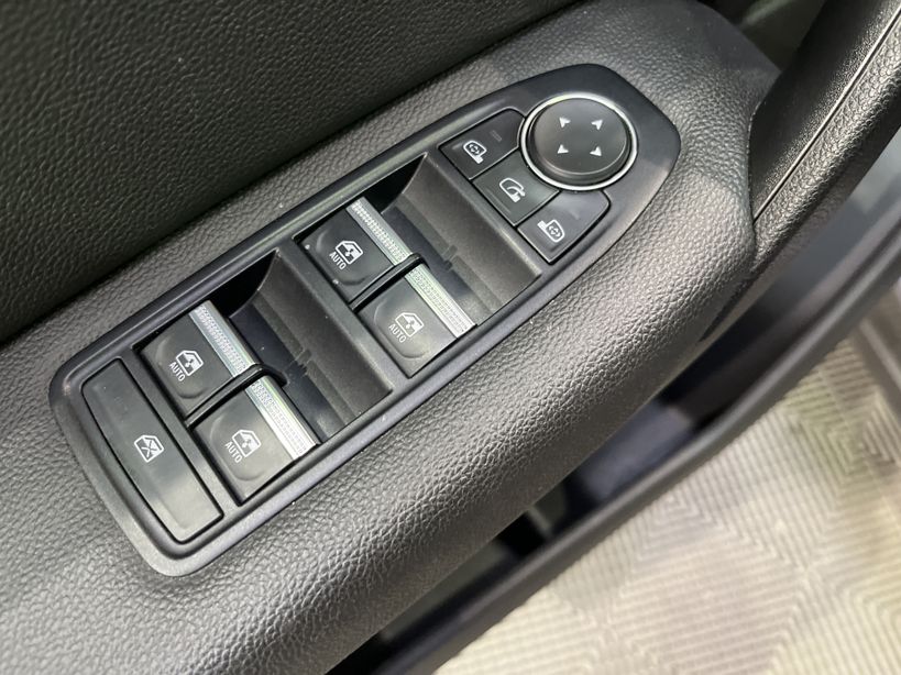 RENAULT CAPTUR 2021 - Photo n°36