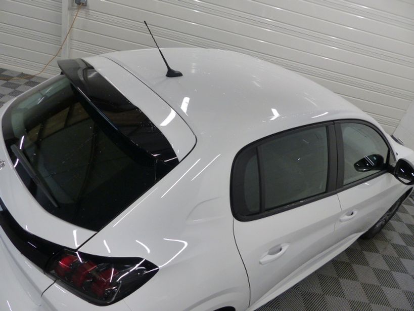 PEUGEOT 208 2022 - Photo n°22