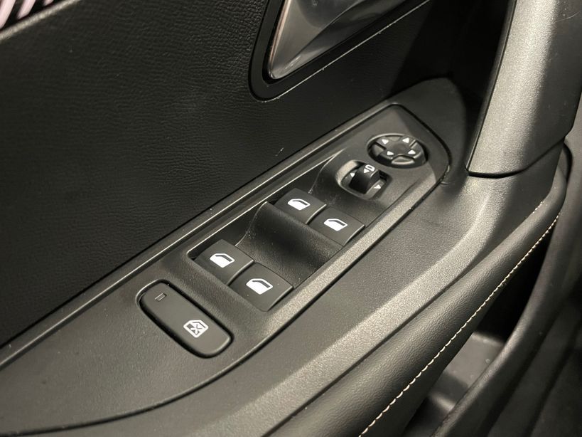 PEUGEOT 2008 2025 - Photo n°16
