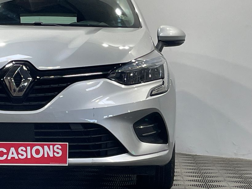 RENAULT CLIO V 2021 - Photo n°7