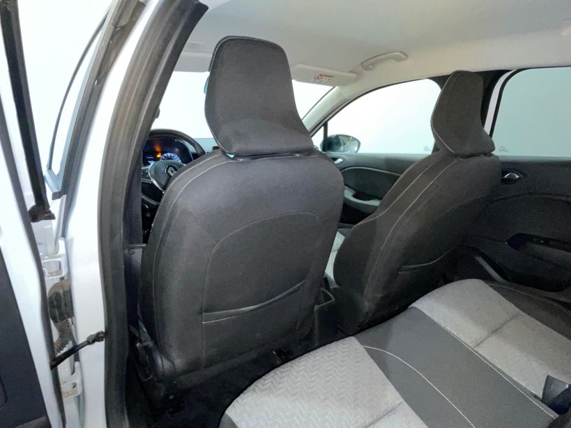 RENAULT CLIO V 2023 - Photo n°37