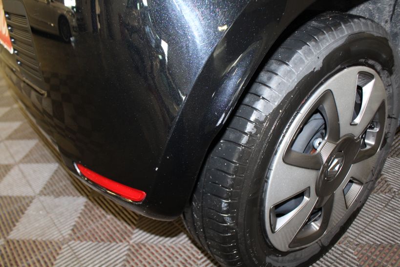 RENAULT TWINGO III 2019 - Photo n°2