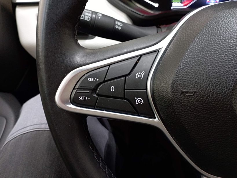 RENAULT CLIO V 2021 - Photo n°26