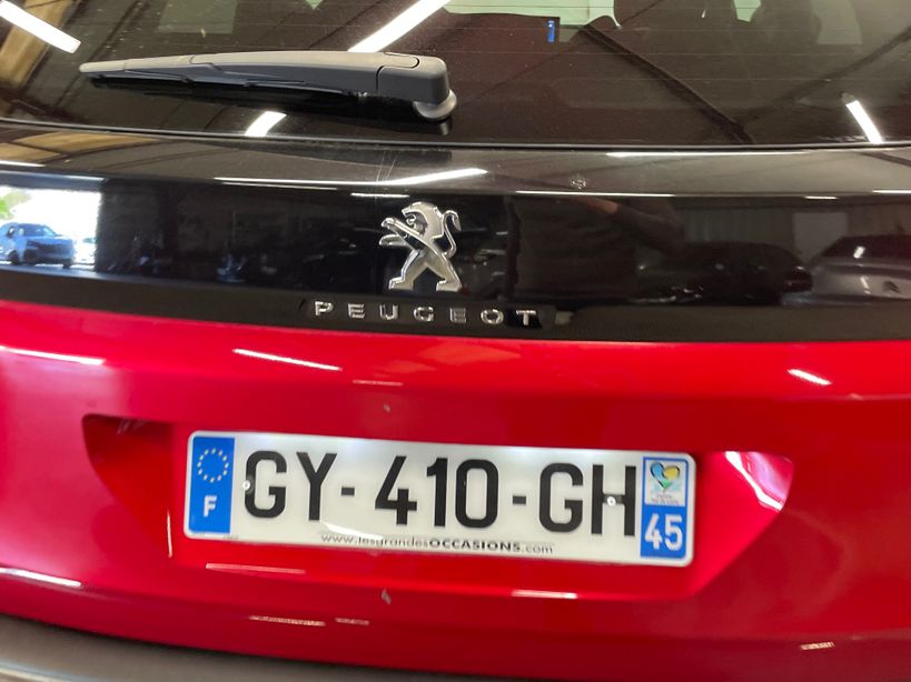 PEUGEOT 3008 2023 - Photo n°1