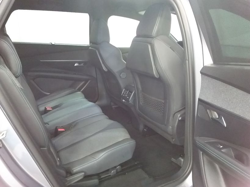 PEUGEOT 5008 2023 - Photo n°8