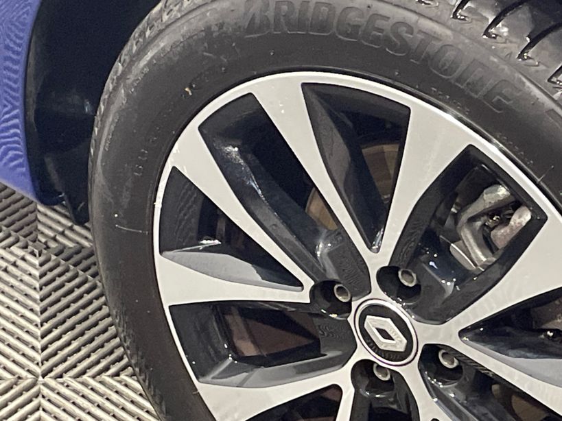 RENAULT CLIO V 2022 - Photo n°5