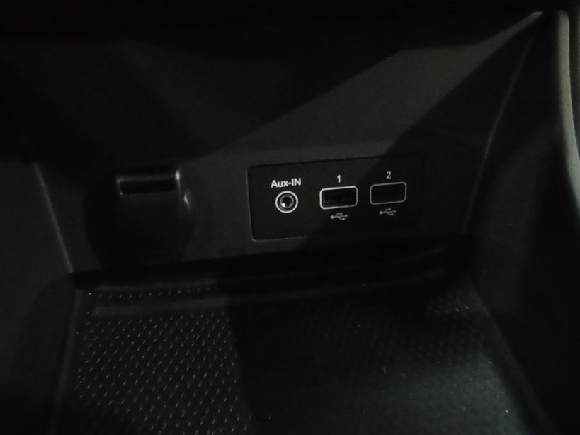 RENAULT CAPTUR 2022 - Photo n°27