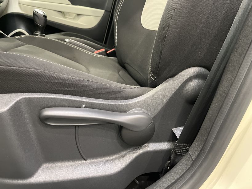 RENAULT CAPTUR BUSINESS 2019 - Photo n°35
