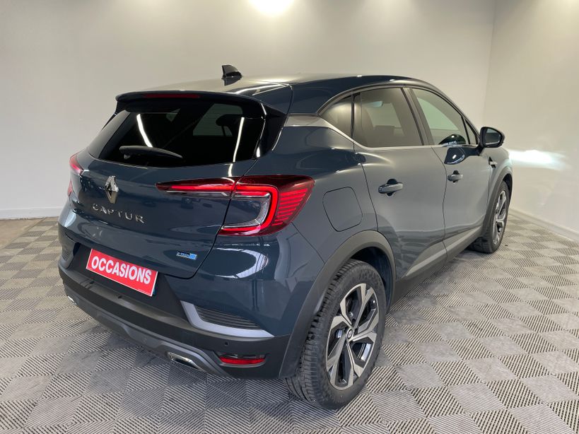 RENAULT CAPTUR 2022 - Photo n°2