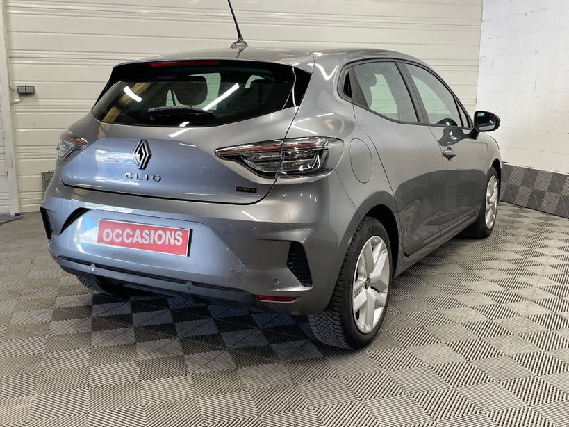 RENAULT CLIO V 2024 - Photo n°6