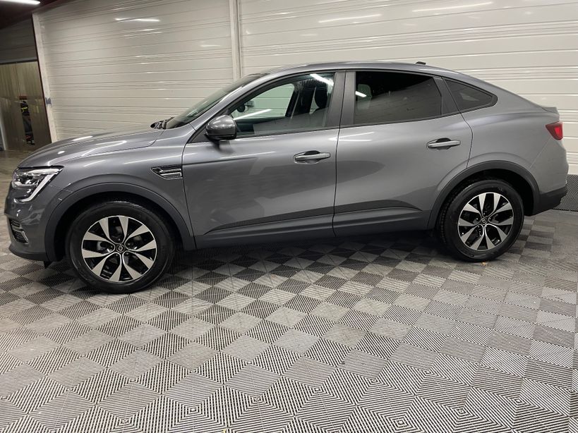 RENAULT ARKANA 2023 - Photo n°4
