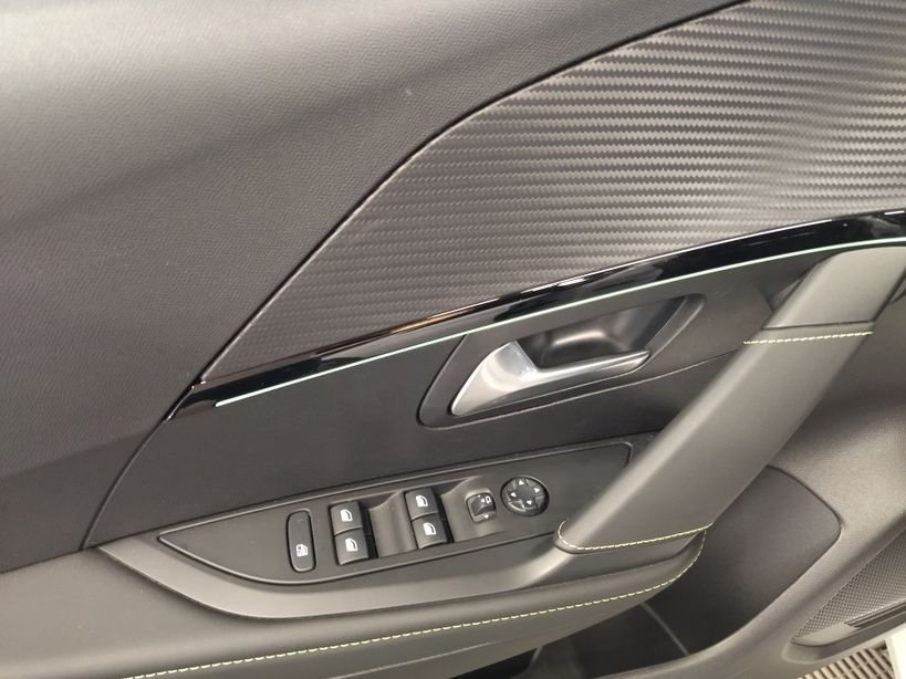PEUGEOT 208 2020 - Photo n°26