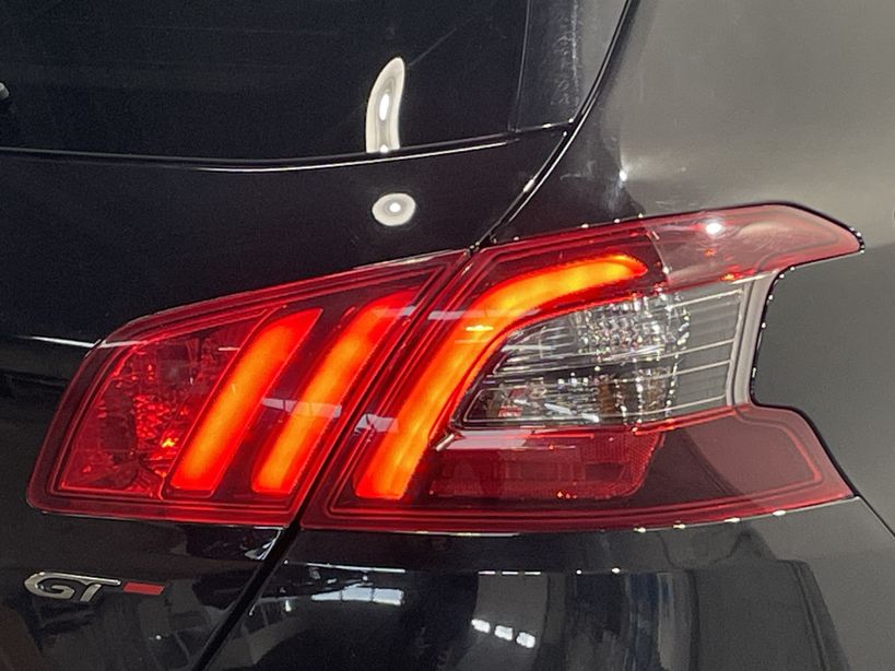 PEUGEOT 308 2021 - Photo n°8