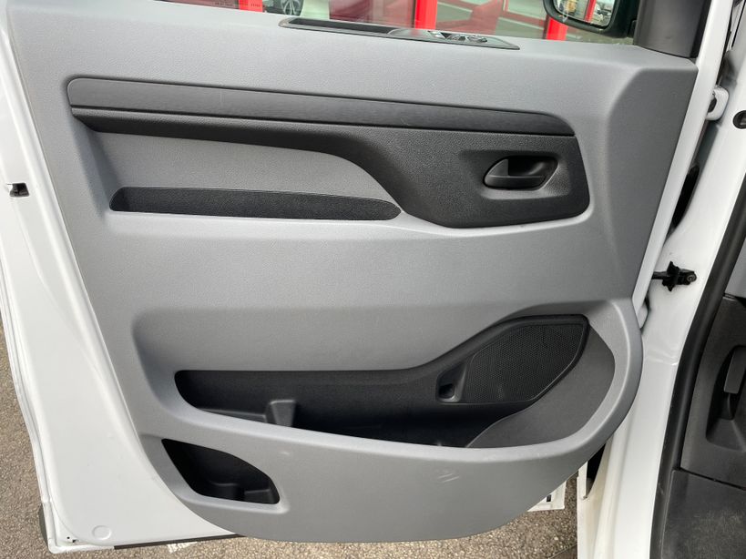 CITROEN JUMPY FOURGON 2022 - Photo n°33