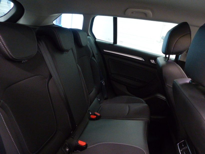 RENAULT MEGANE IV ESTATE 2020 - Photo n°7
