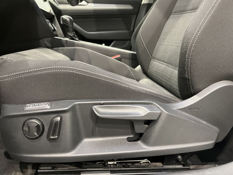 VOLKSWAGEN PASSAT BUSINESS 2019 - Photo n°37