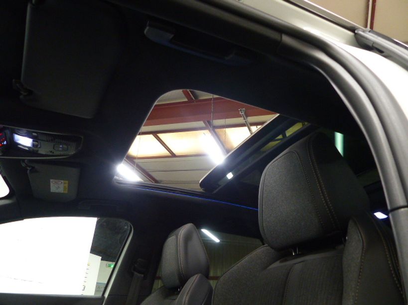 PEUGEOT 3008 2019 - Photo n°22