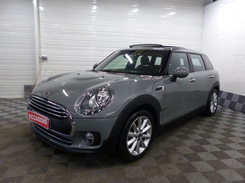 MINI MINI CLUBMAN F54 2017 - Photo n°1