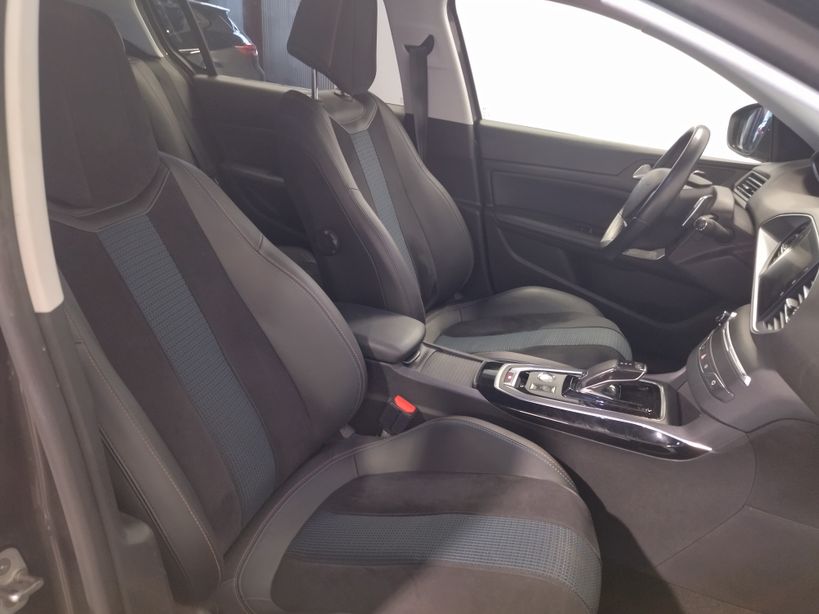 PEUGEOT 308 2020 - Photo n°7