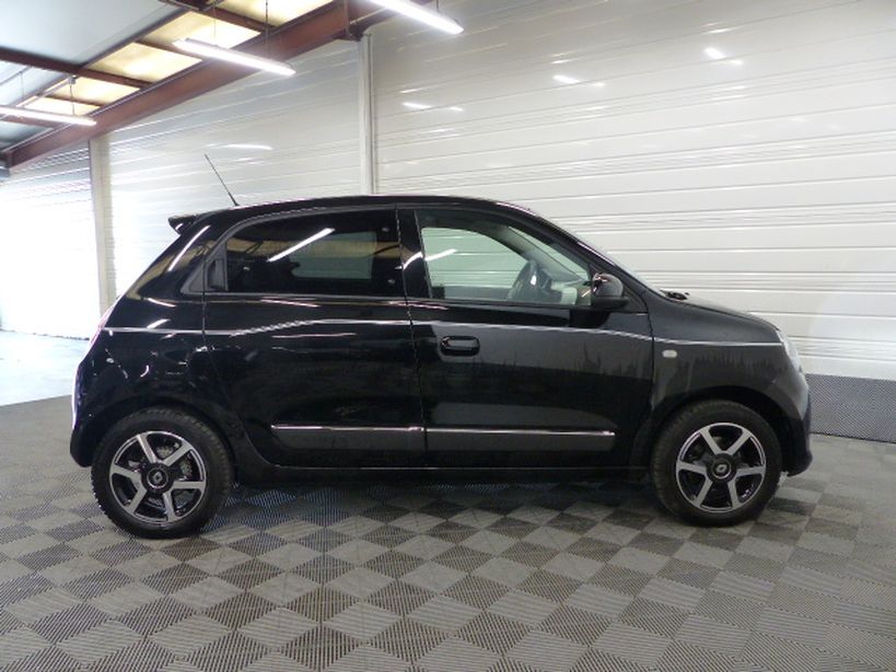 RENAULT TWINGO III 2017 - Photo n°13