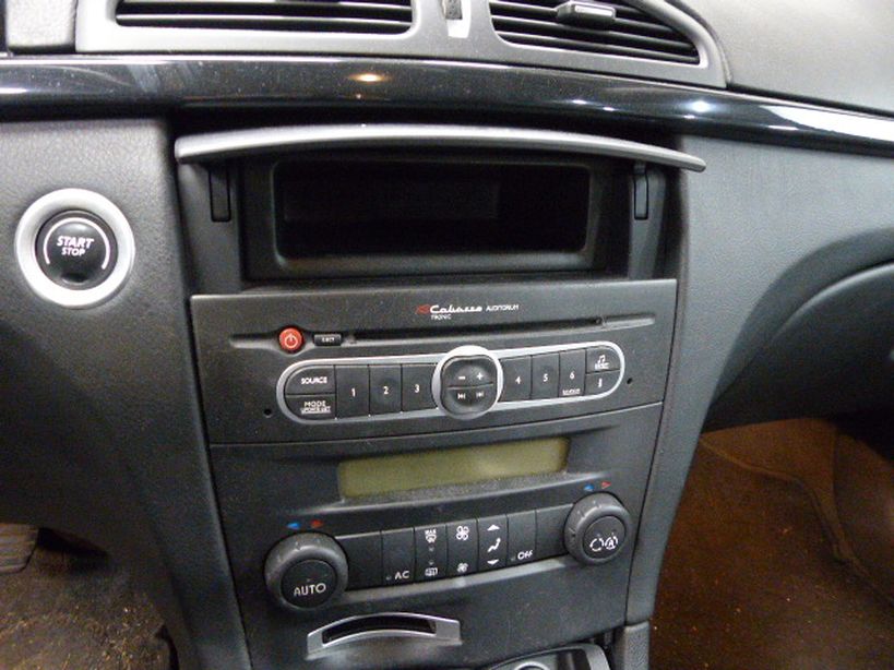 RENAULT LAGUNA 2005 - Photo n°17