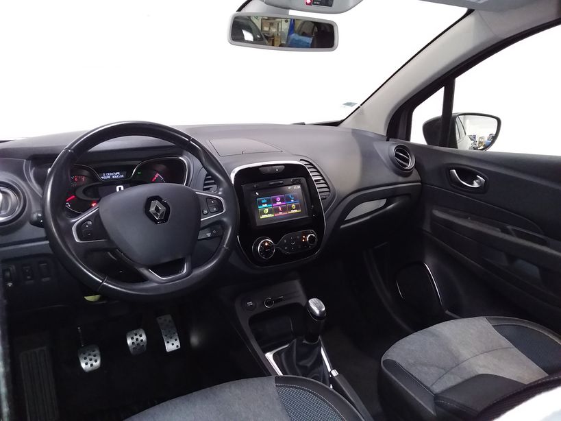 RENAULT CAPTUR 2018 - Photo n°9