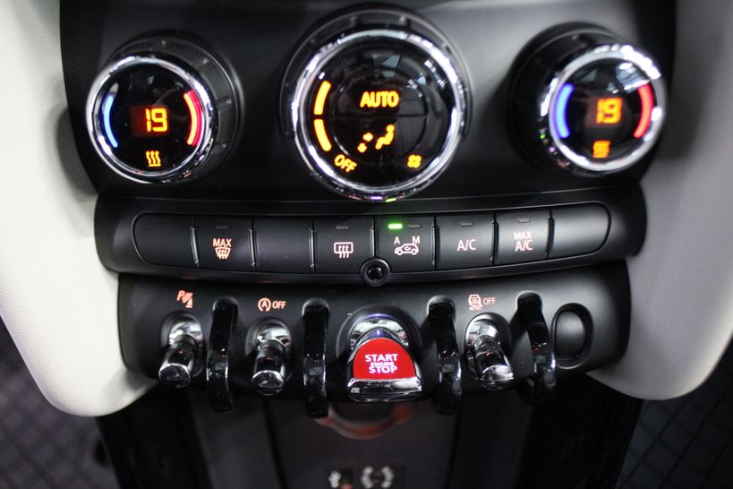 MINI MINI F56 2014 - Photo n°21