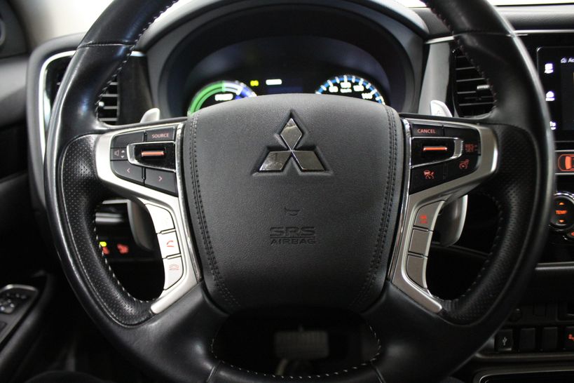 MITSUBISHI OUTLANDER PHEV 2019 - Photo n°27