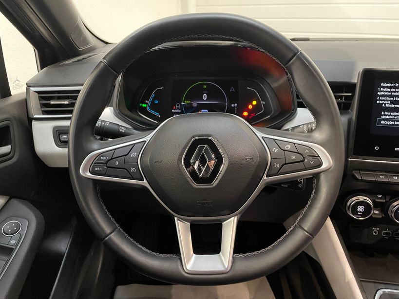 RENAULT CLIO V 2023 - Photo n°14