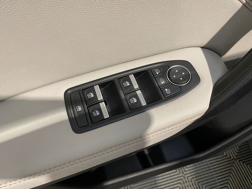 RENAULT CAPTUR 2023 - Photo n°40