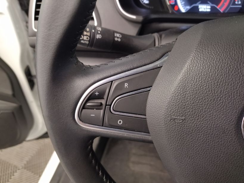 RENAULT MEGANE IV BERLINE BUSINESS 2020 - Photo n°27
