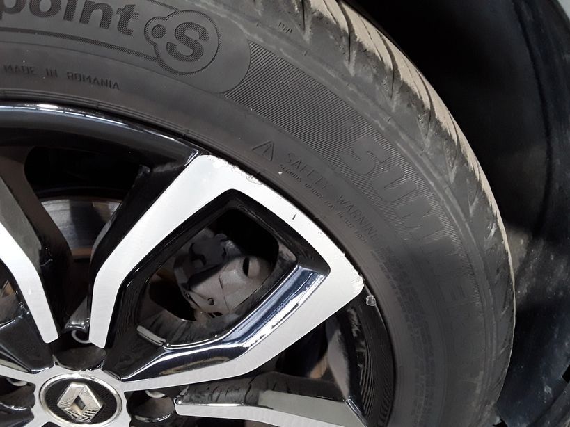 RENAULT CLIO IV 2018 - Photo n°2